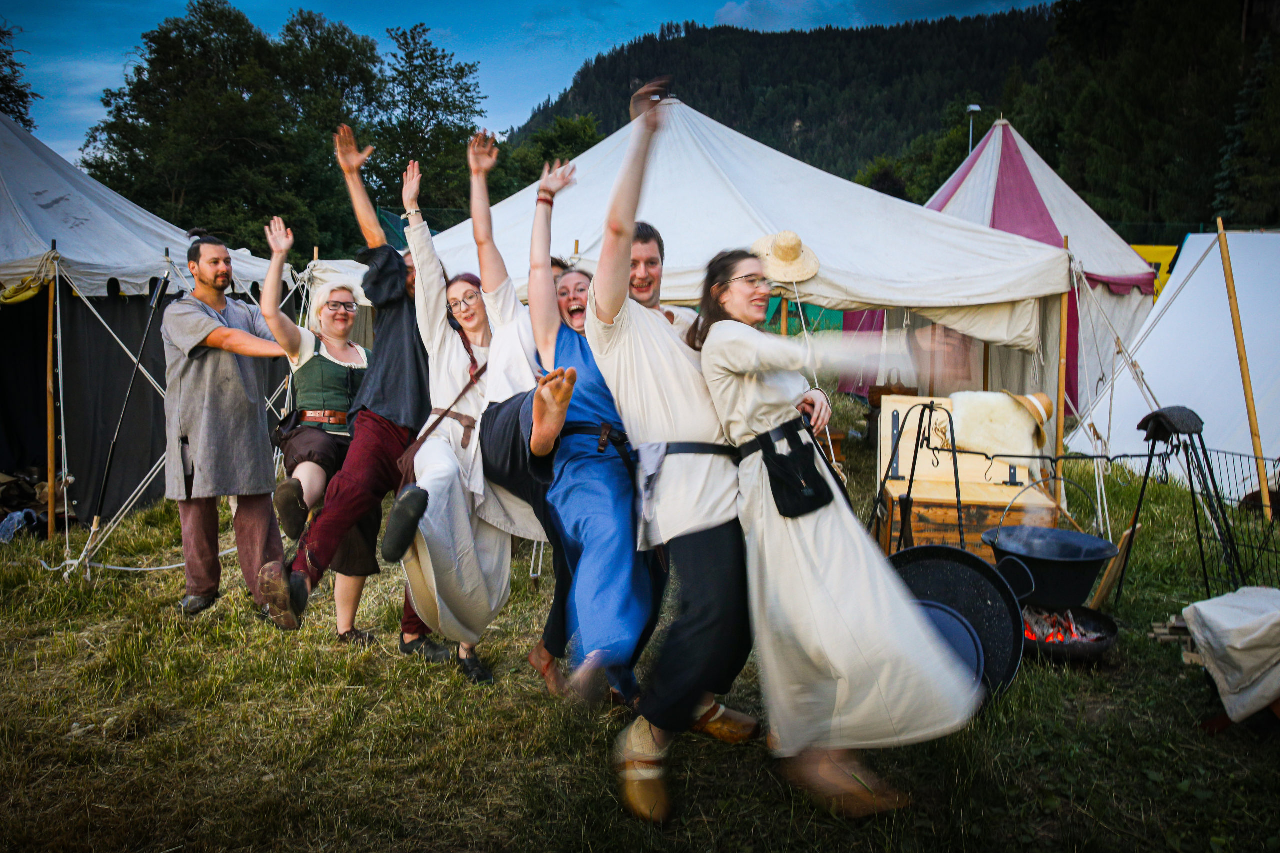 Spielleute-Taverne: Medieval & Nordic Folk - GJOLL (Slowakei)